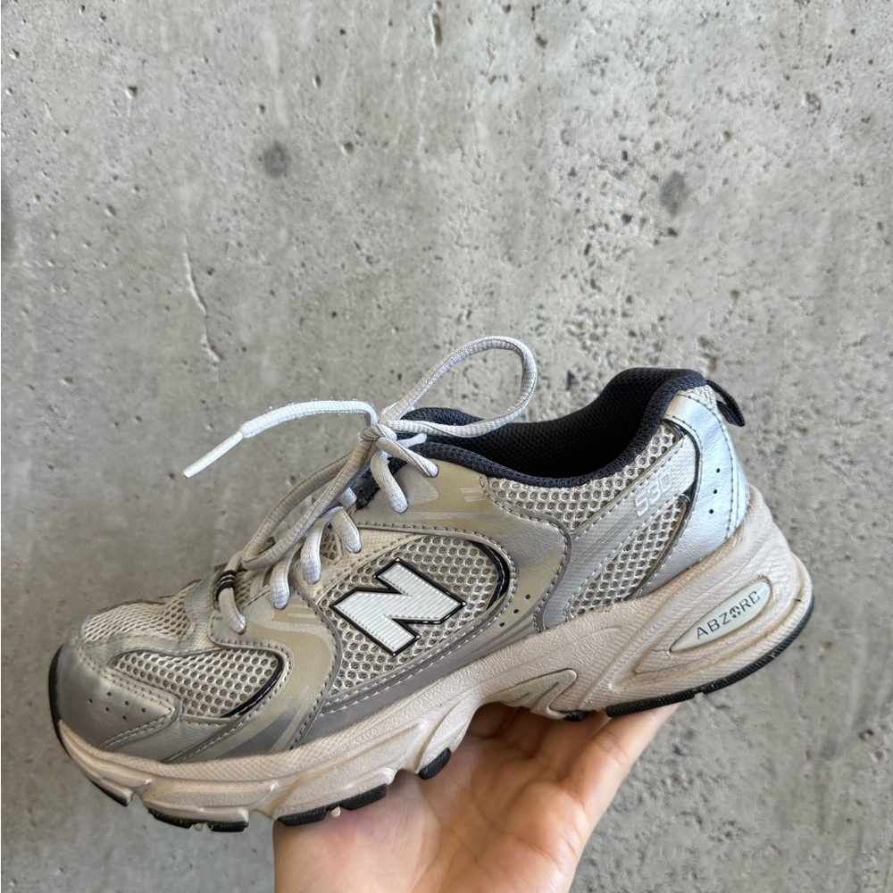 New Balance 530 Silver and Gray